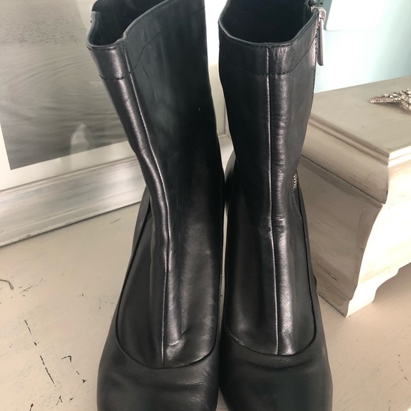 COACH leather boots - Picture 6 of 8